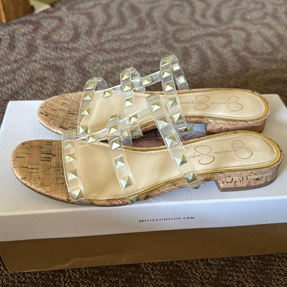 Jessica Simpson cork clear sandal with gold studs, small heel size 7.5 - Picture 1 of 4